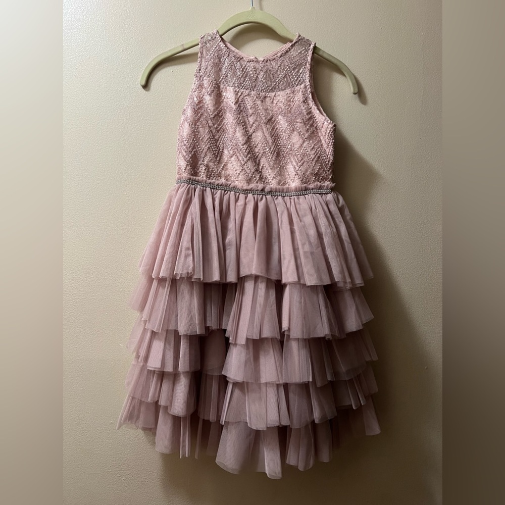 Badgley Mischka Size 7 Ruffle Dress Blush Color (light pink).